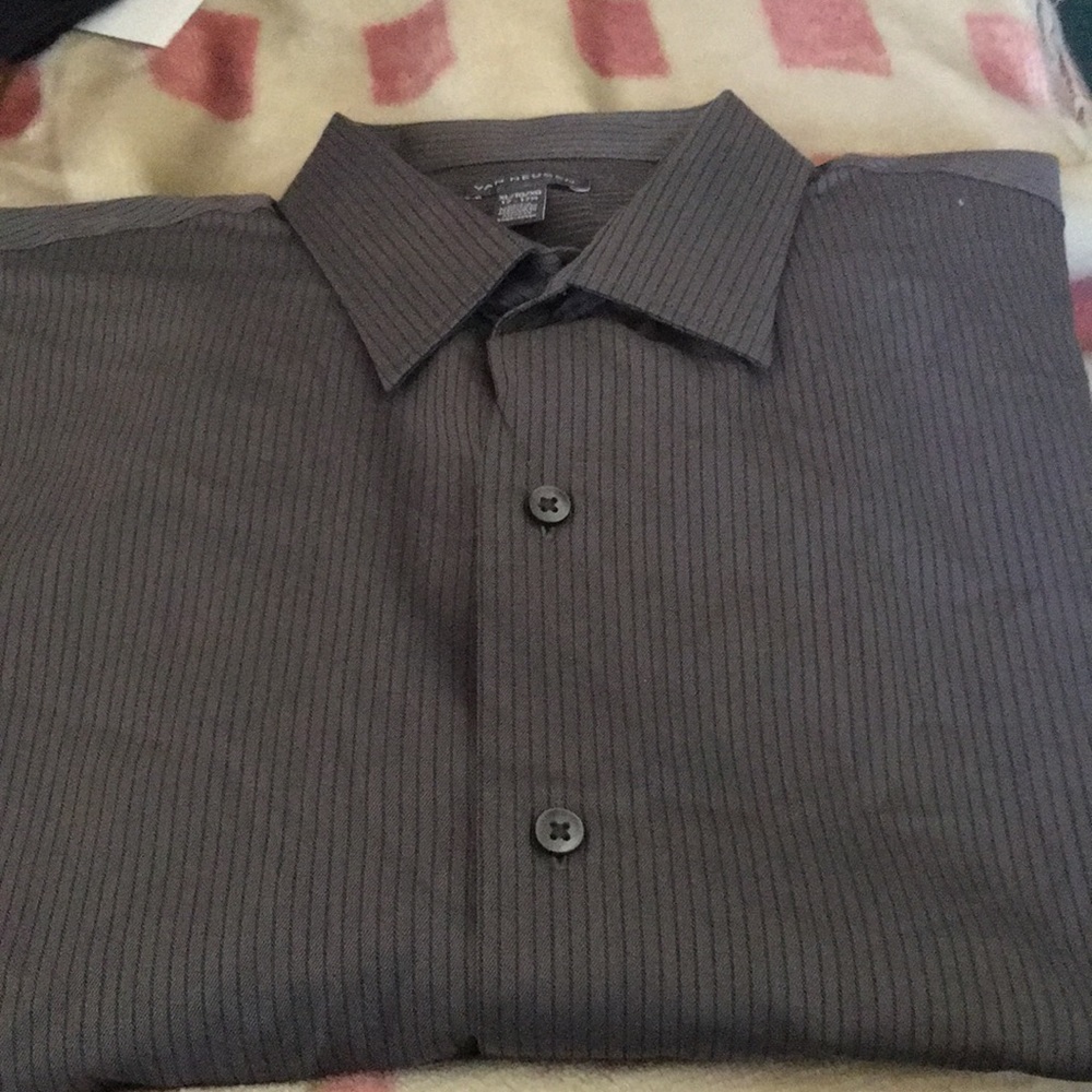 NWT sz xl 17-17 1/2 gray on gray van heusen long sleeves shirt